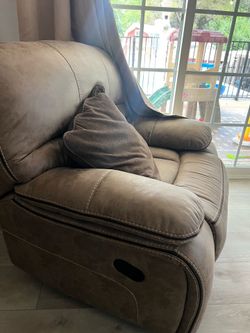 Brown leather Recliner
