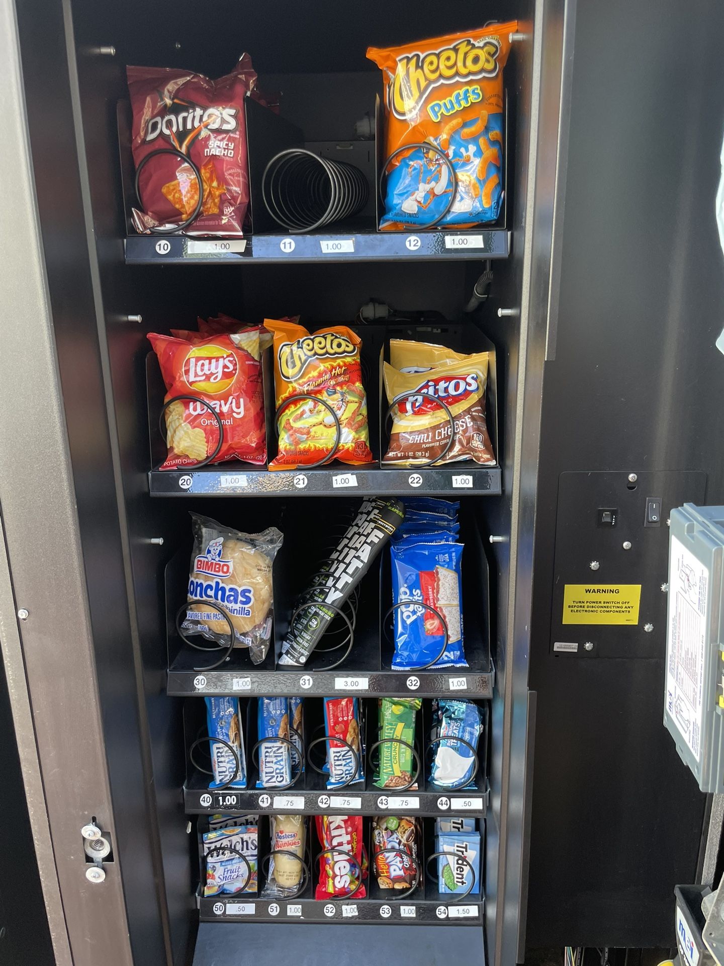Snack Vending Machine For Sale