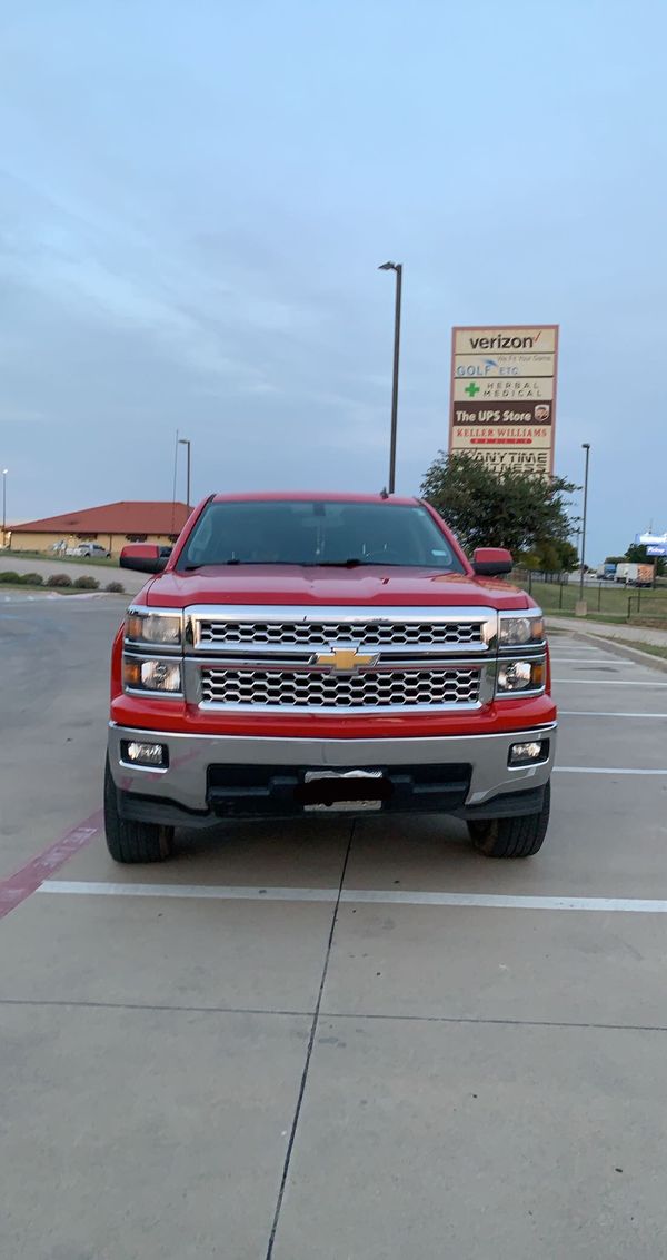 2014 chevy silverado 1500 for Sale in Weatherford, TX