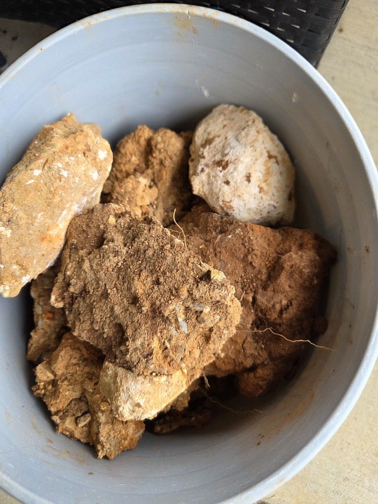 Large Landscaping Rocks- Come And Get Em!