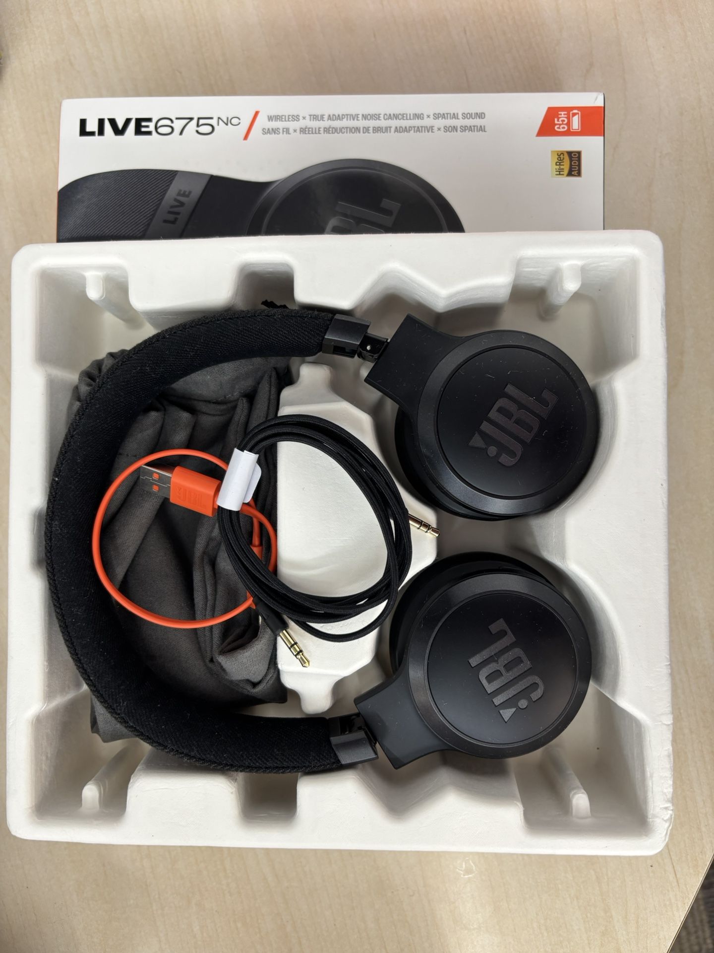 Open Box JBL Live 675NC Wireless True Adaptive Noise-cancelling On-Ear Headphones