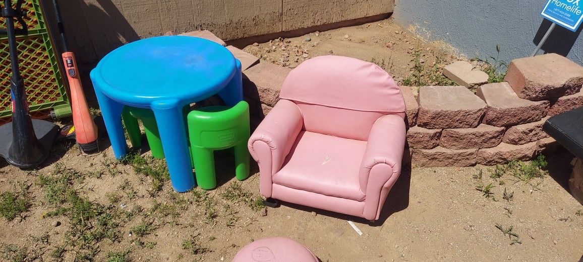 Kids Table And Chairs And Rocker With Foot Rest