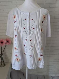 C&K Designs shirt size XL