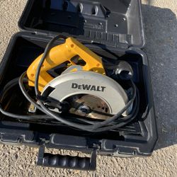 DeWalt Circular Saw