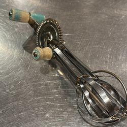 Vintage used No. 4 Ladd Beater Patented 1921