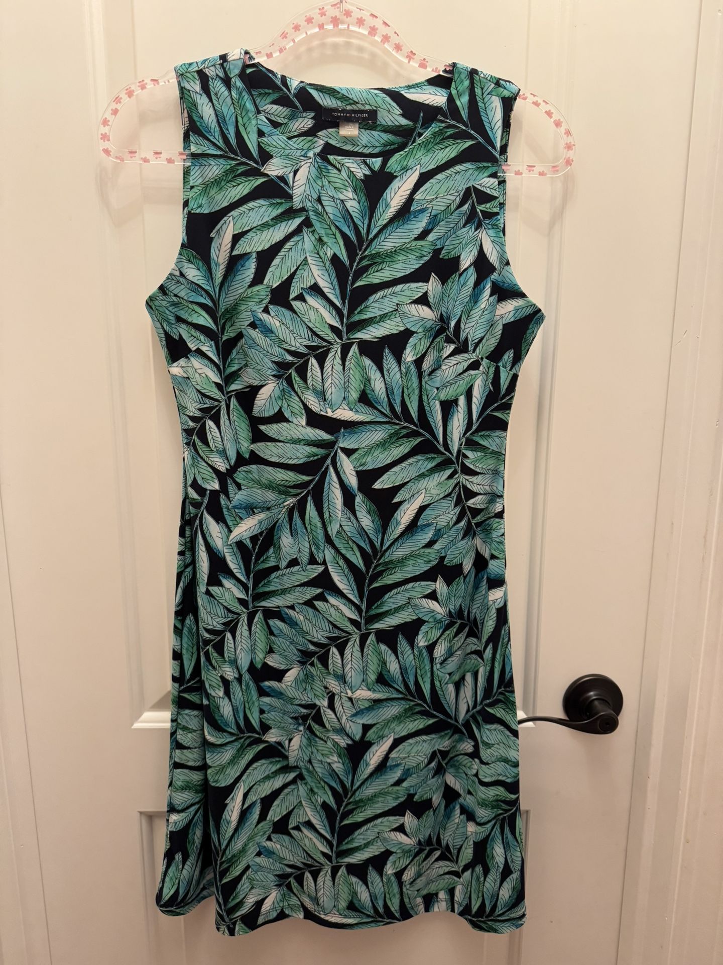 Stylish Comfy Dress Size Medium For Sale