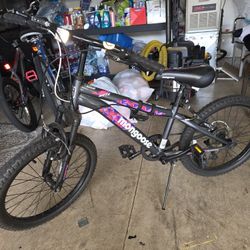 Girls Mongoose Mountain Bike 