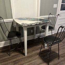 Table With Swivel Chairs 