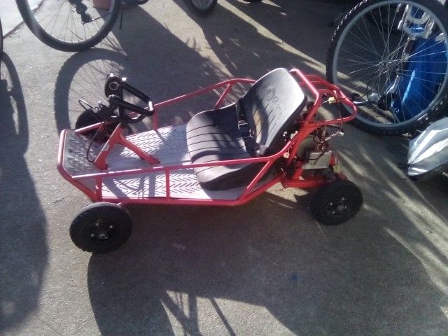 Razor Go Cart for Sale in Lake Elsinore, CA - OfferUp