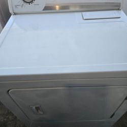 Whirlpool Gas Dryer Super Capacity And Heavy Duty Works Excellent 