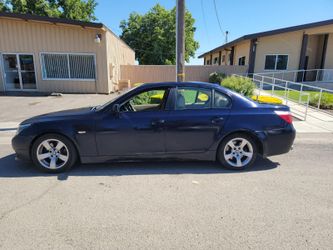 2006 BMW 525i