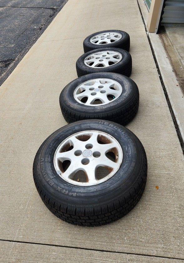 Nissan 240SX S13 SE Wheels/Rims 15"