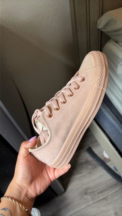 Women’s Converse