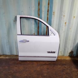 2015 2016 2017 Chevrolet Silverado1500 Right Front Door 