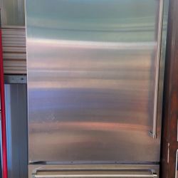 Refrigerator Heavy Duty 