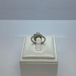 14k Gold Diamond Ring. New.