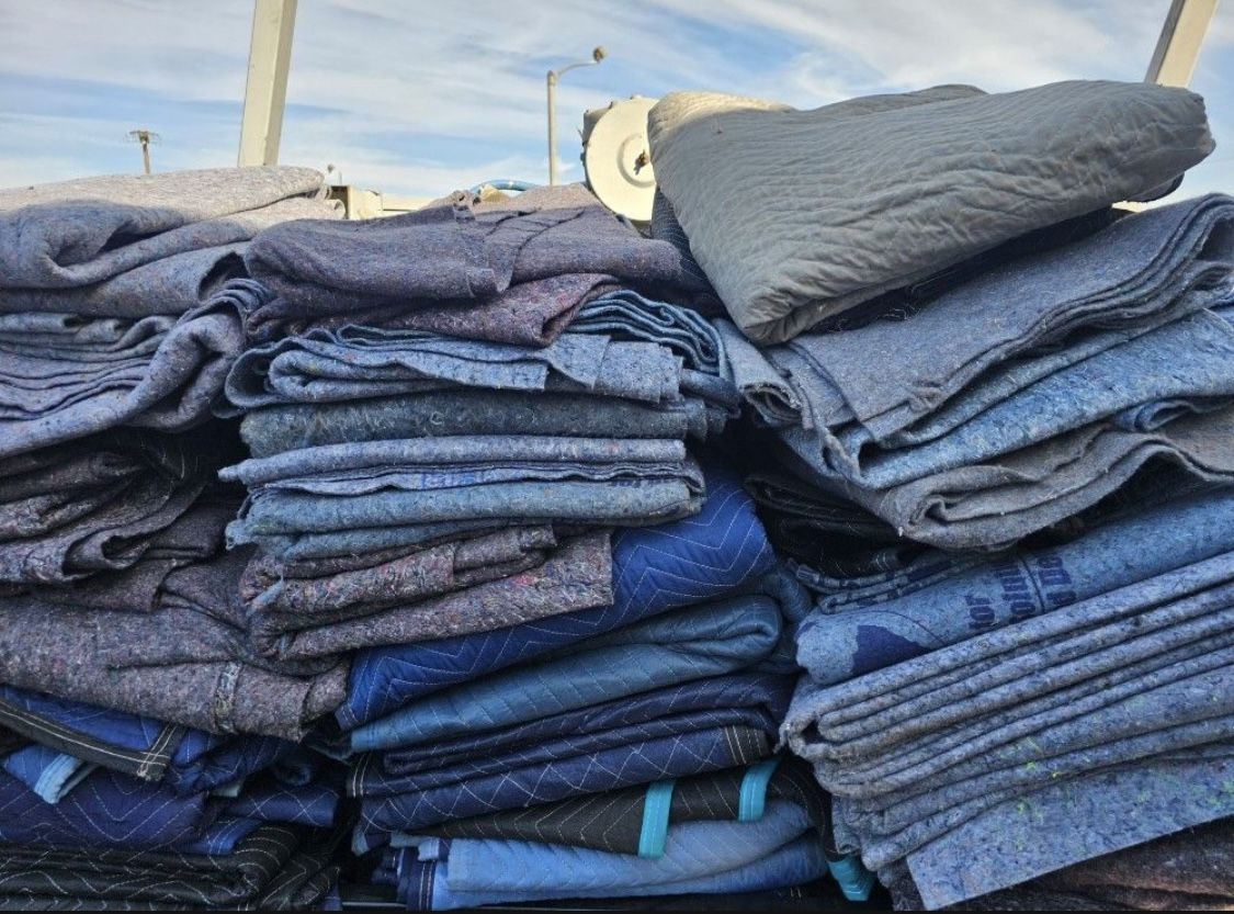 Moving Blankets 40 available