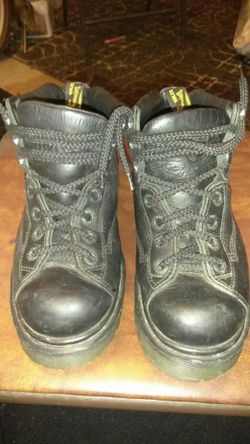 Doc Martens,, boys size 5, ladies 7, EXCELLENT CONDITION