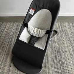 Babybjorn Bouncer Chair For infants (Balance Soft)