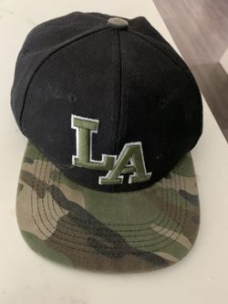 LA hat $3