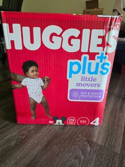 Huggies Daipers size 4