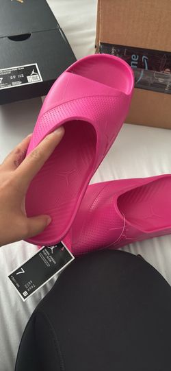 Jordan Pink Sandle