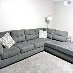 Couch Sectional Great Condition Super Clean And Comfy 