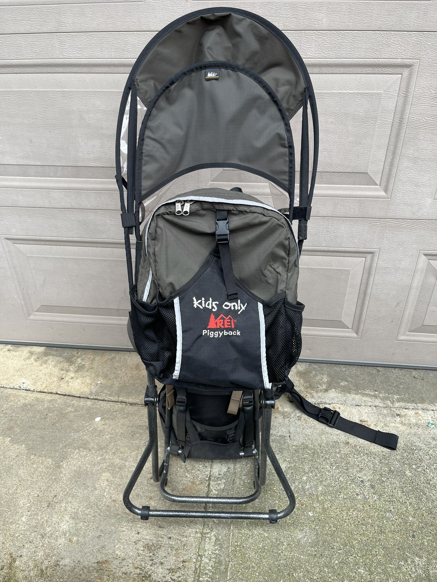 REI Piggyback Carrier