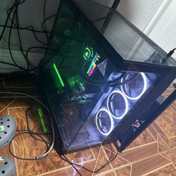 High End Gaming Pc With Monitor