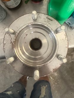 99 Toyota 4runner wheel hub