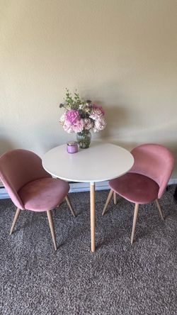 Pink Dining Chairs and Table