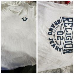 Used True Religion T-SHIRT SIZE LARGE 