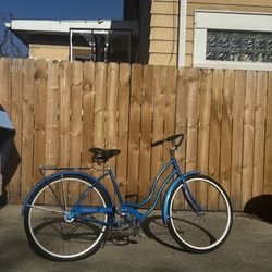 Schwinn Beach Cruiser