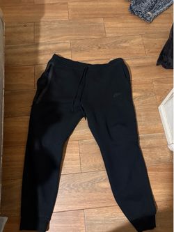 Nike tech sweats