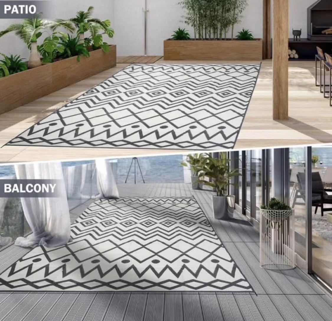 Beautiful Multi- Application Outdoor Rug Rug - 9 x12 White and Black Design