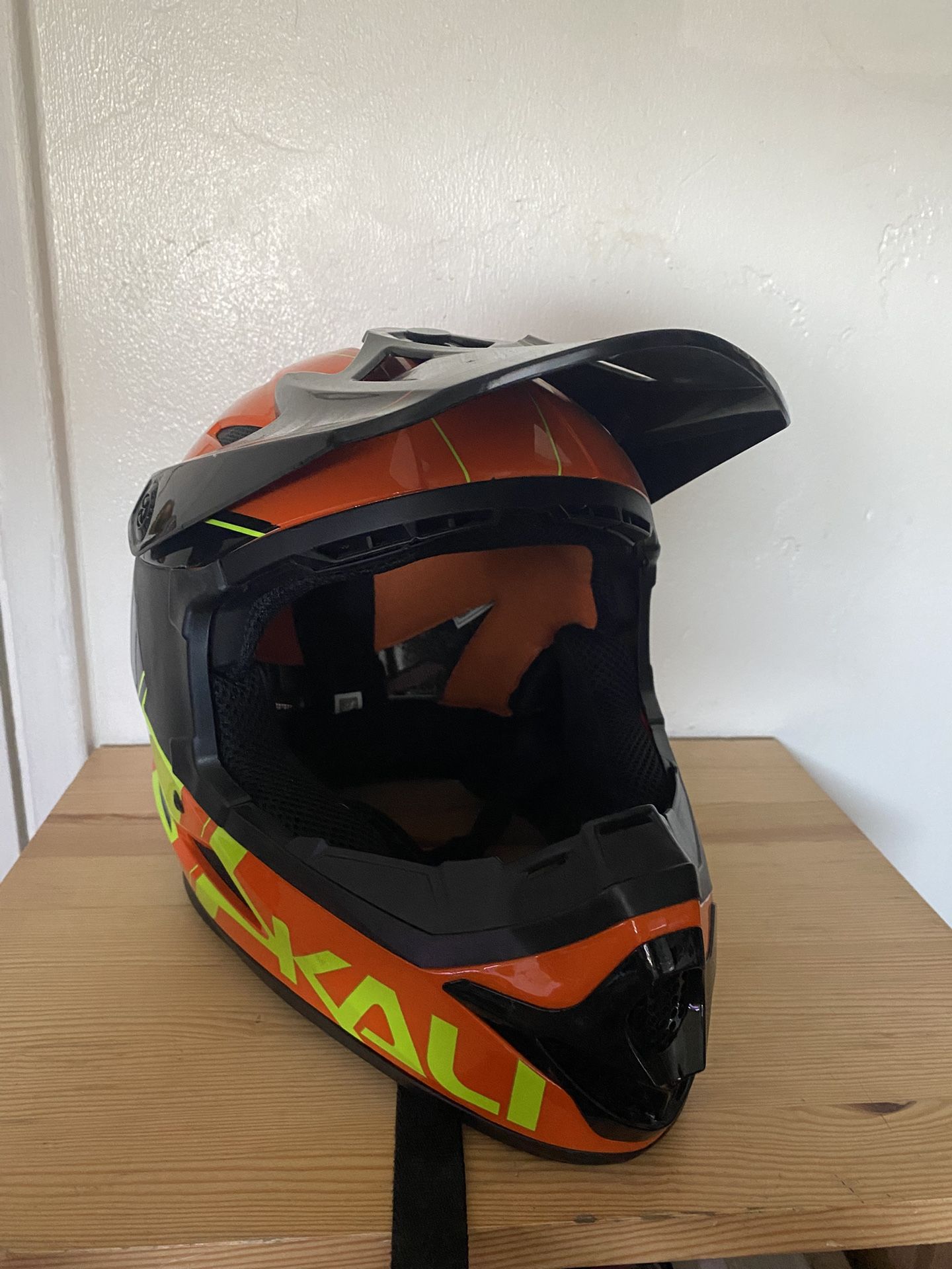 Kali Zoka Full Face Helmet Size M