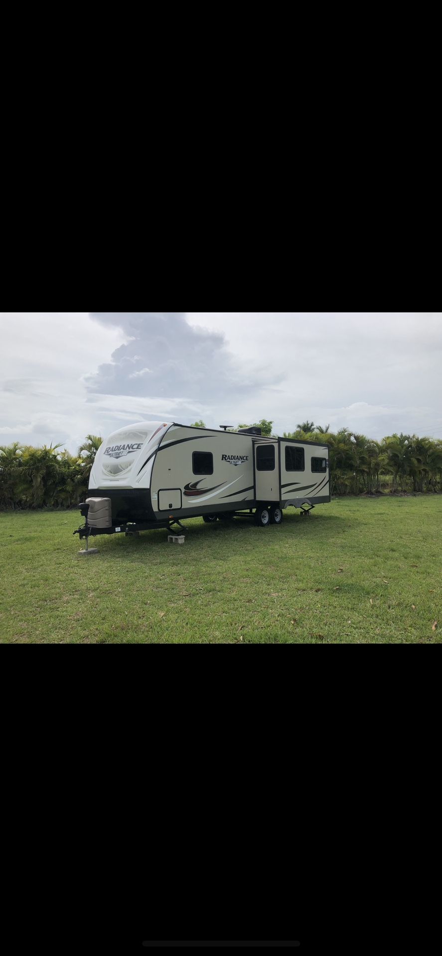 2018 Cruiser RV Radiance Ultralight