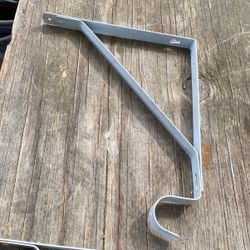 Closest Shelf Bracket 