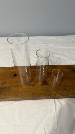 Set of 18 cylindrical Vases
