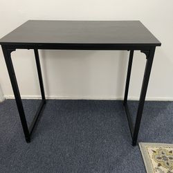 Small desk/table (for office/computer)