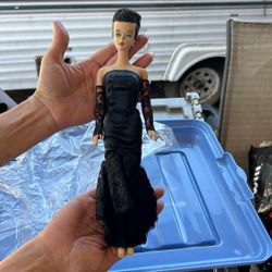 1960s Vintage Barbie Doll With Blue Eyes And Dark Hair