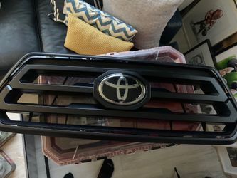 Tacoma 2022 front Grill $70