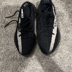 yeezy boost 350 v2 core blacks 