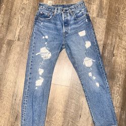 Women’s Levi’s 