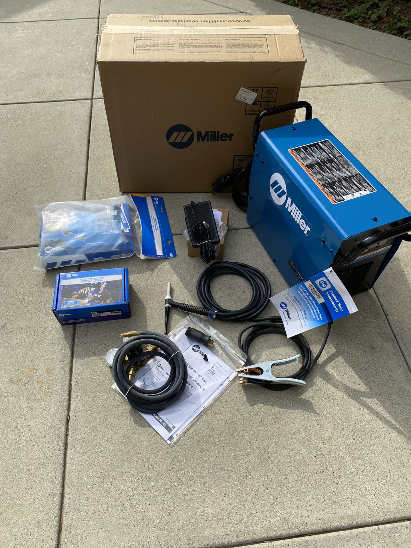 Miller Diversion 180 **Like New**