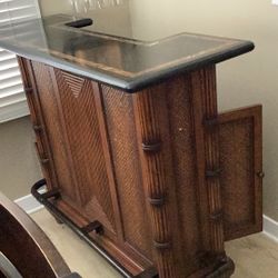 Antique Bar,storage,
