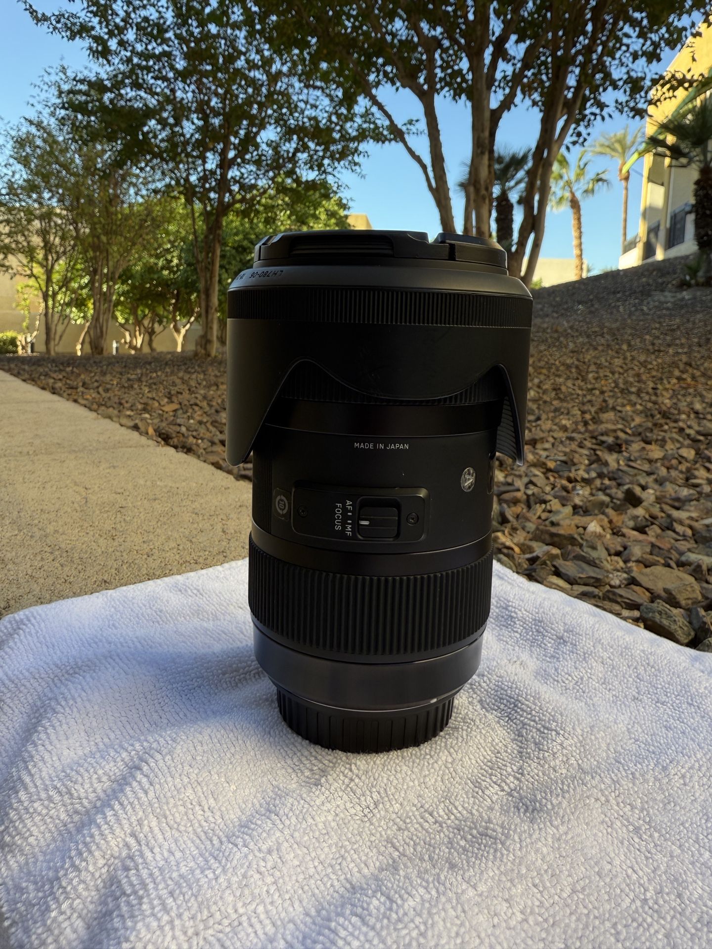 Sigma 18-35mm F1.8 Art DC HSM Lens for Canon, Black