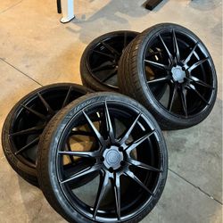 20" Rohana RF Series Black Rims