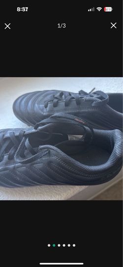 New New Girls Adidas New Soccer Shoes Size Us 22 Only