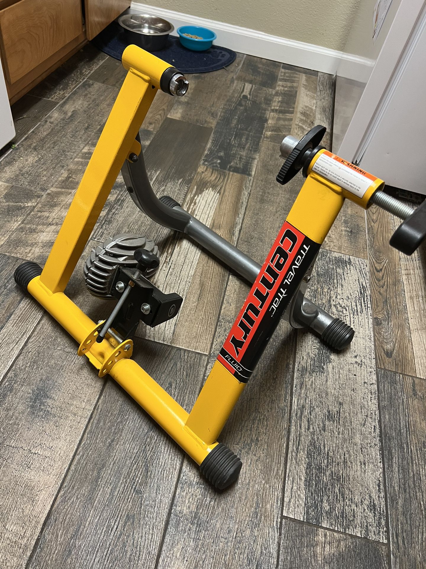 Nice Fluid Indoor Bike Trainer Ideal For Summer When It Gets Too Hot To Ride Out